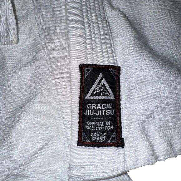 Gracie Jiu-Jitsu Classic Gi Size 7/200 White Kimono With Belt - Picture 5 of 12